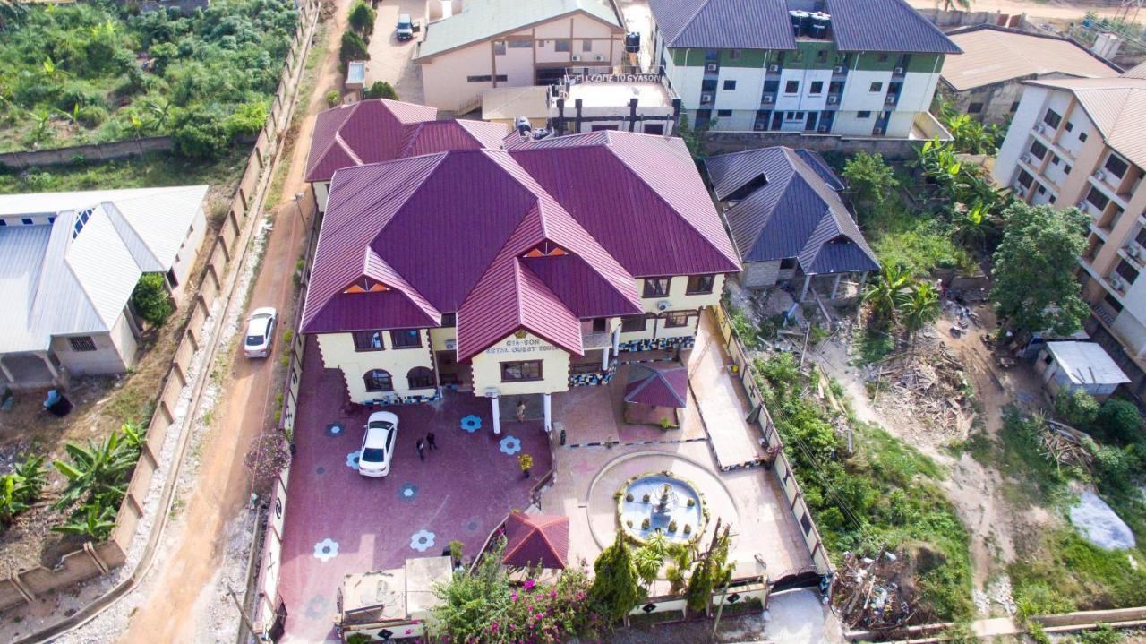 Gya-Son Royal Guest House Kumasi Bagian luar foto
