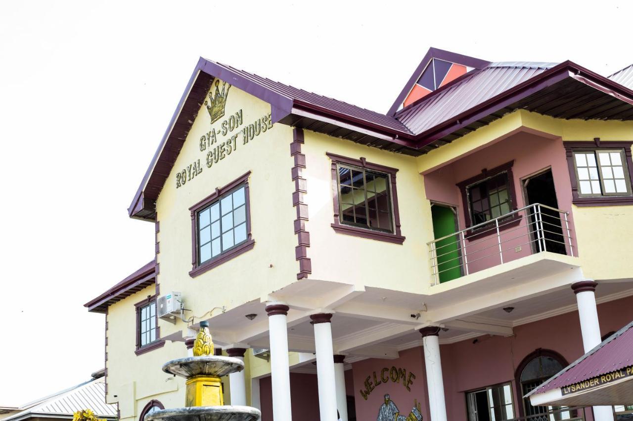 Gya-Son Royal Guest House Kumasi Bagian luar foto