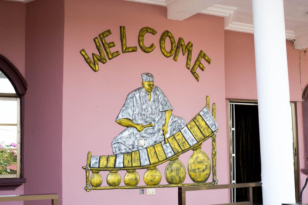 Gya-Son Royal Guest House Kumasi Bagian luar foto