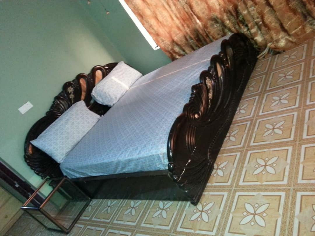 Gya-Son Royal Guest House Kumasi Bagian luar foto
