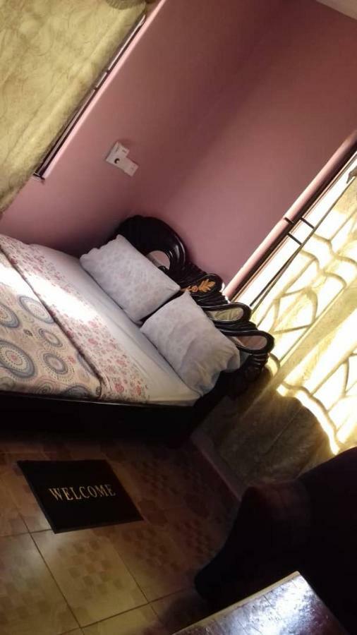 Gya-Son Royal Guest House Kumasi Bagian luar foto