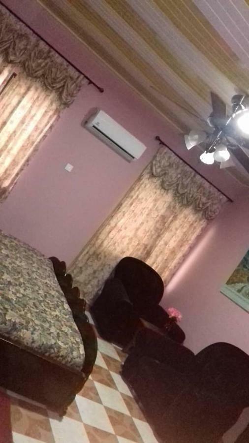 Gya-Son Royal Guest House Kumasi Bagian luar foto