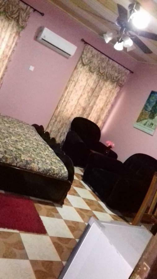 Gya-Son Royal Guest House Kumasi Bagian luar foto