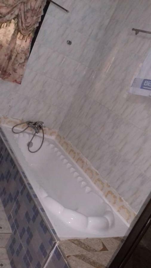 Gya-Son Royal Guest House Kumasi Bagian luar foto