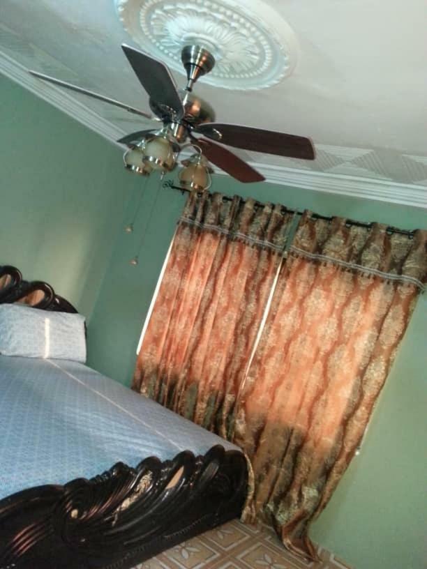 Gya-Son Royal Guest House Kumasi Bagian luar foto